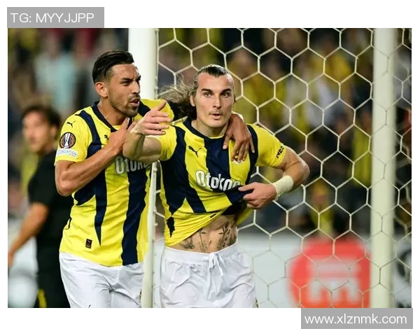 足球球星综合数据分析图揭示球员表现多维度对比与趋势变化